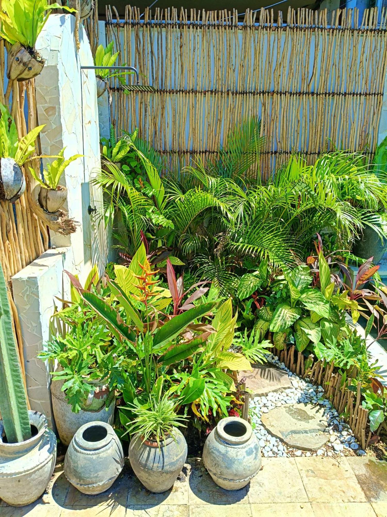 Bale Sampan Boutique Bungalows Quần đảo Gili Ngoại thất bức ảnh