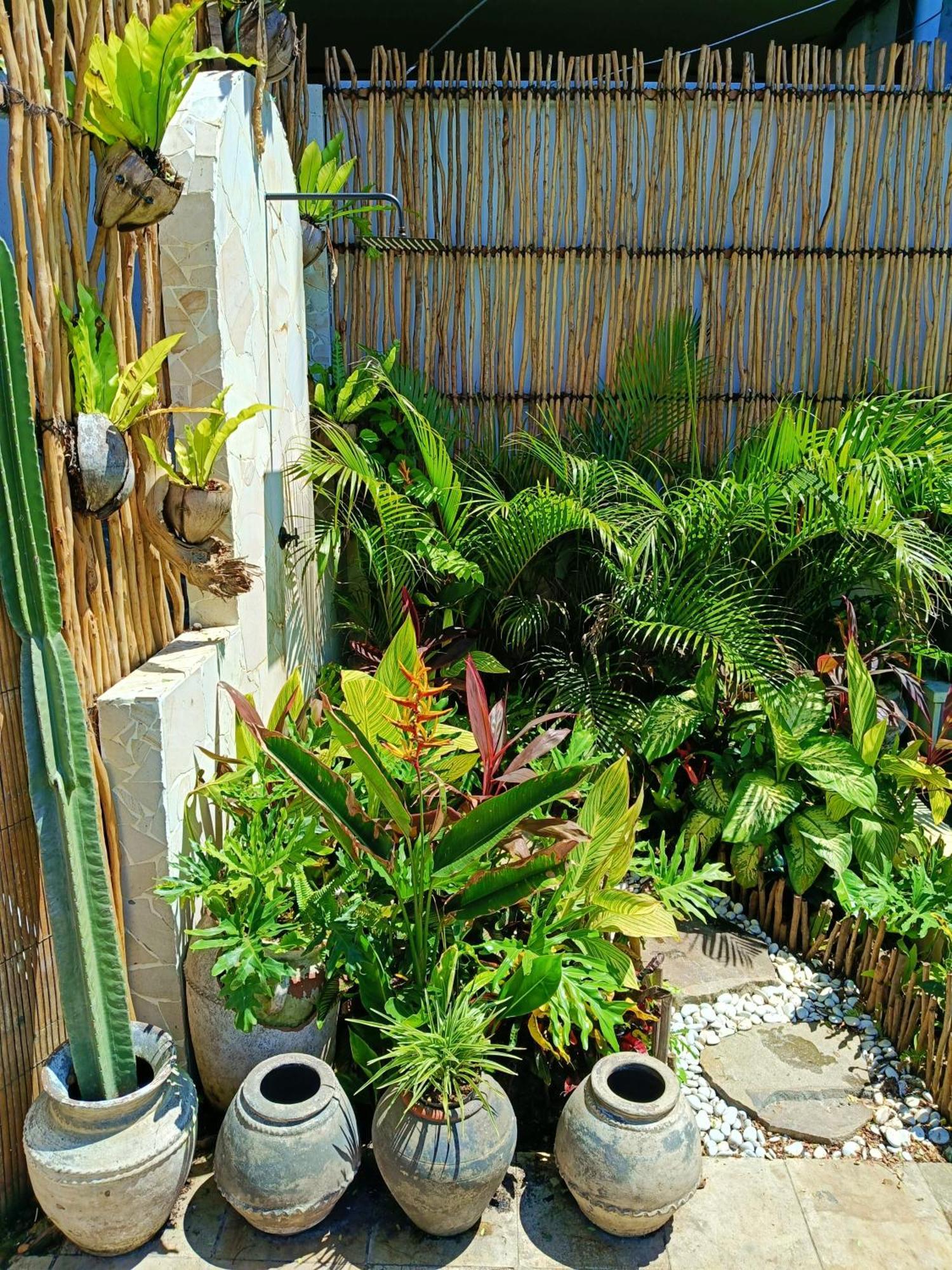 Bale Sampan Boutique Bungalows Quần đảo Gili Ngoại thất bức ảnh