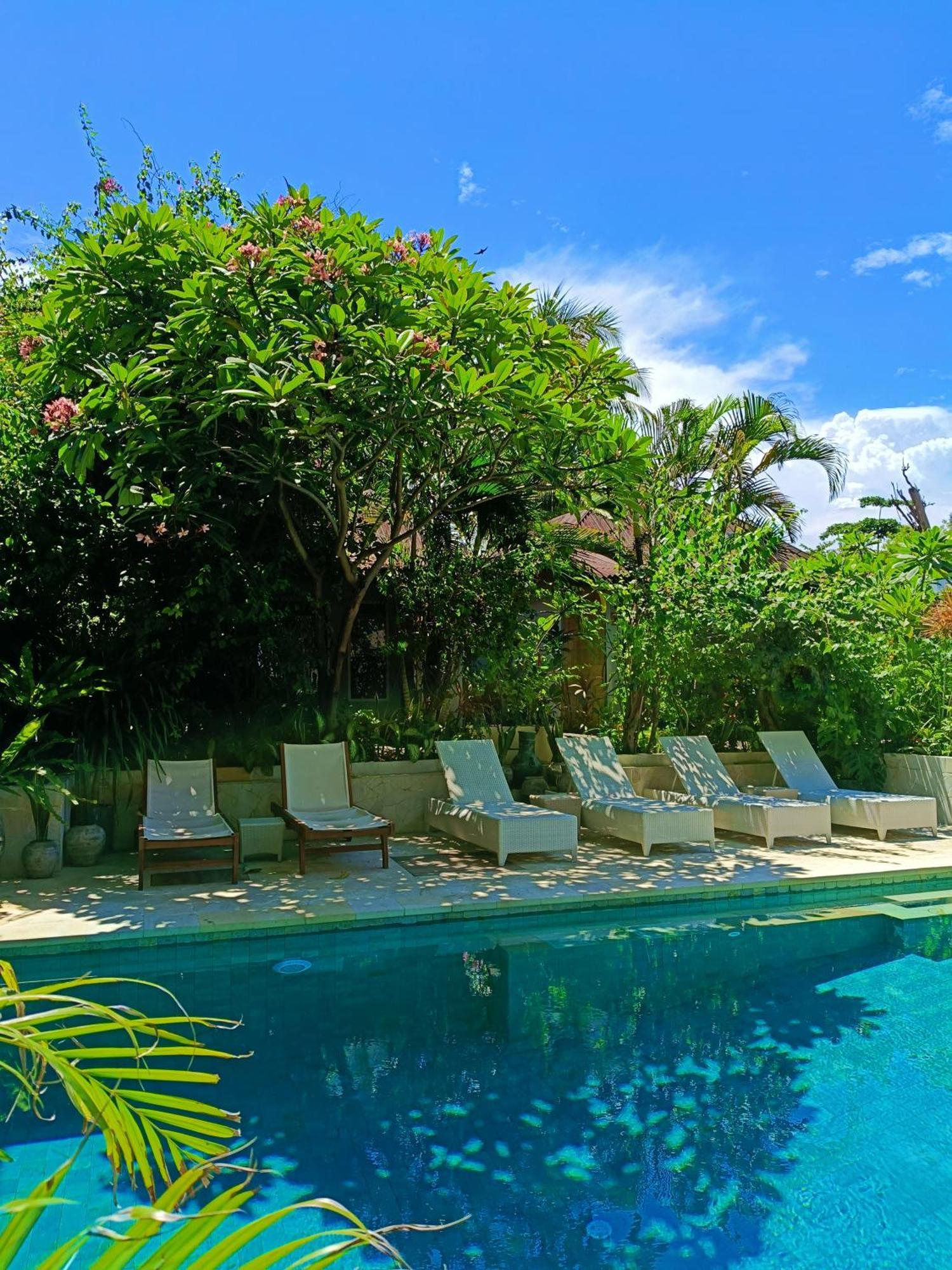 Bale Sampan Boutique Bungalows Quần đảo Gili Ngoại thất bức ảnh